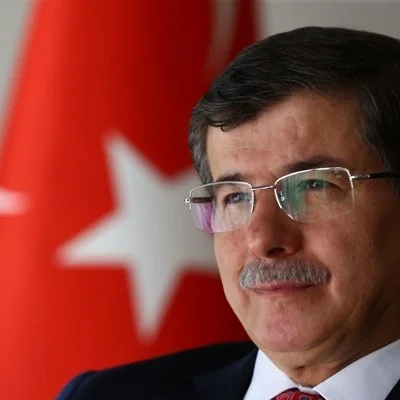 Davutoğlu elindeki son anketi açıkladı