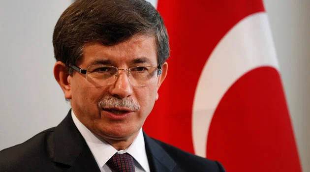 Davutoğlu'ndan çok konuşulacak hareket