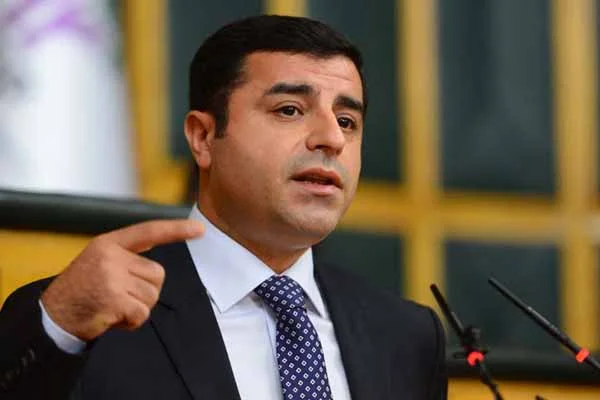 Demirtaş'tan sert mesajlar