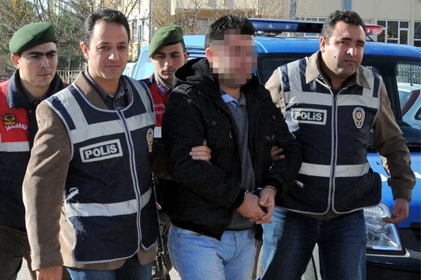 Dolandırıcıyı dolandırdı!