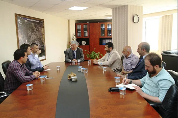 İHH'dan Başkan Vekili Özak'a ziyaret