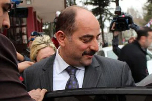 İhraç edilen Zekeriya Öz'den ilk yorum