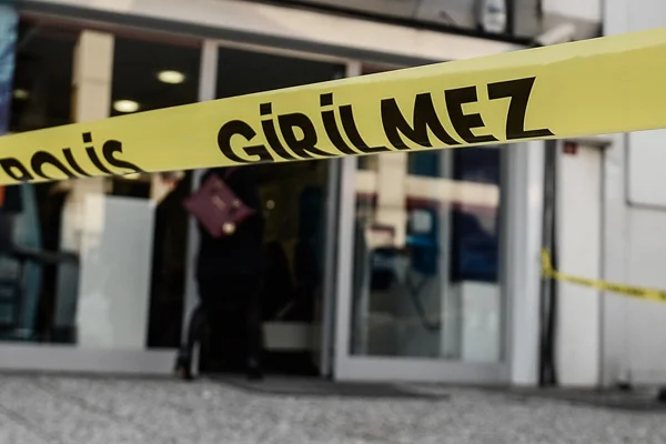 İstanbul'da banka soygunu: 1 yaralı