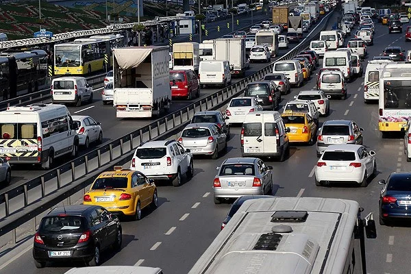 İstanbul'da bazı yollar trafiğe kapatılacak