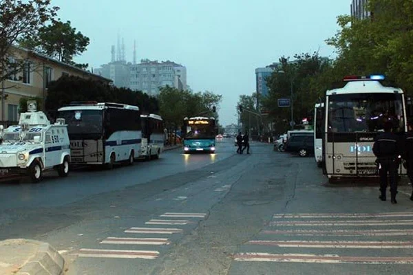 İstanbul'da bazı yollar trafiğe kapatıldı