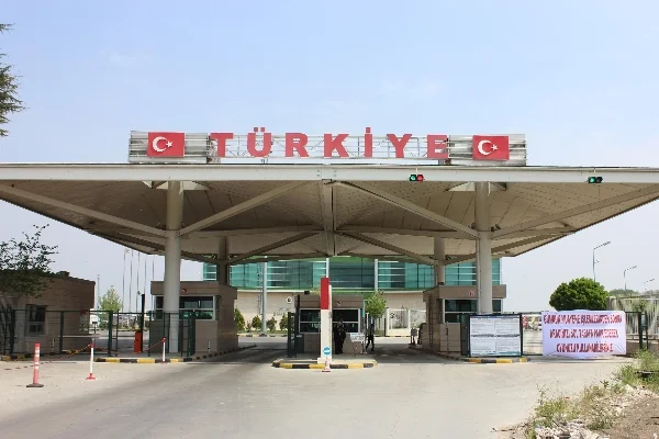 Kapıkule'ye seçim sandıkları kuruldu