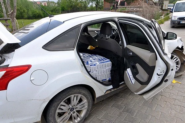 Kaza yapan otomobilden bakın ne çıktı!
