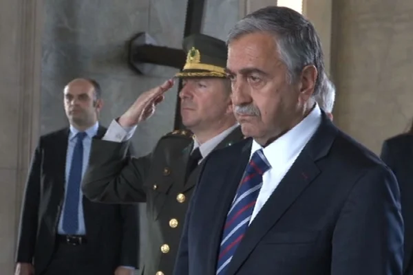 KKTC Cumhurbaşkanı Anıtkabir'i ziyaret etti