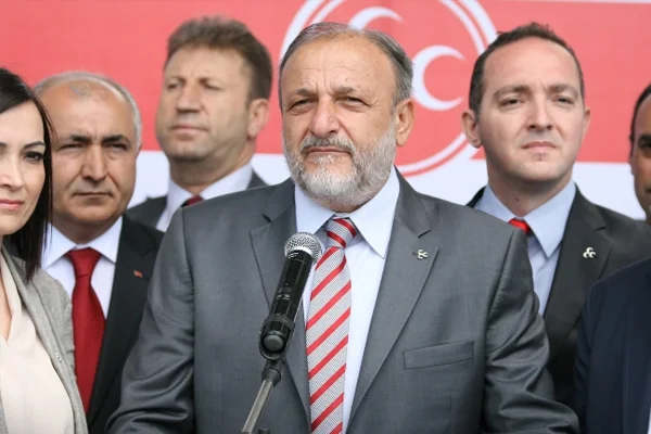 Oktay Vural'ı kızdıran 'memleket' sorusu