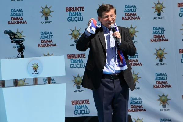 'Ortadoğu'dan önce partine barış getir'