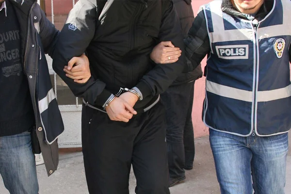 'Paralel Yapı' operasyonunda 18 kişi adliyede