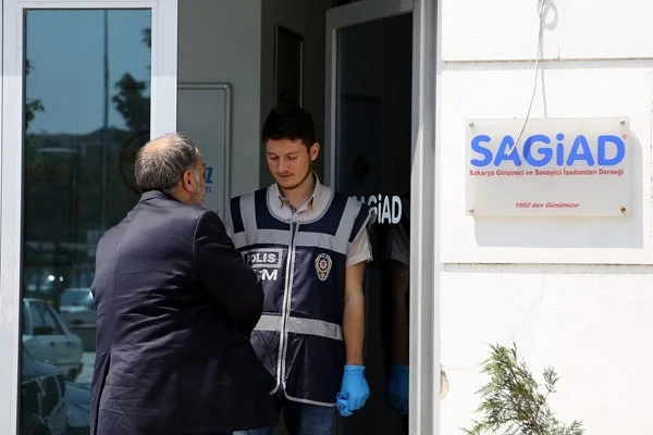 Sakarya Genç İşadamları Derneğine operasyon