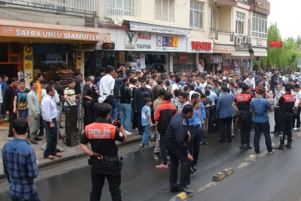 Şanlıurfa'da Suriyeli gerginliği: 3 yaralı