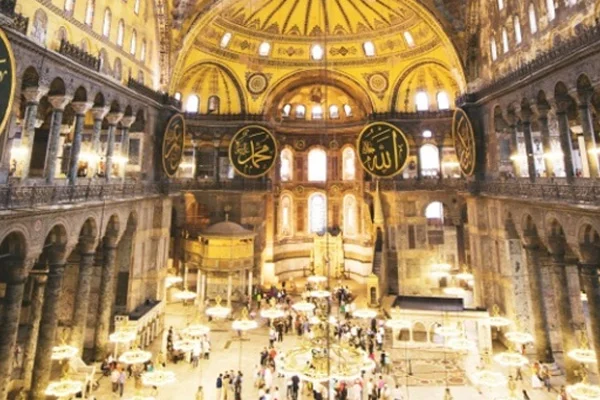 Sinemada din tartışılıyor