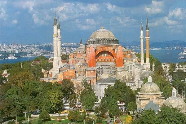 Yargıtay'dan Ayasofya cami olamaz kararı