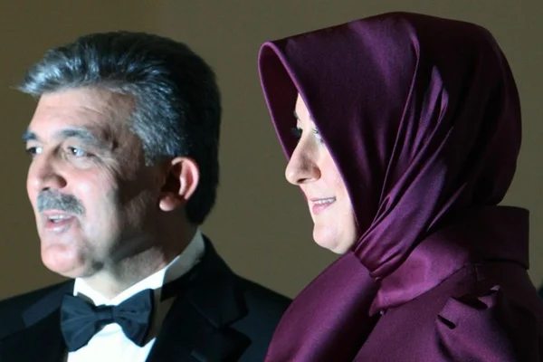 Abdullah Gül'e çirkin teklif!
