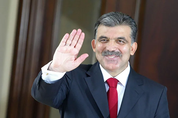 Abdullah Gül oyunu tutmadı