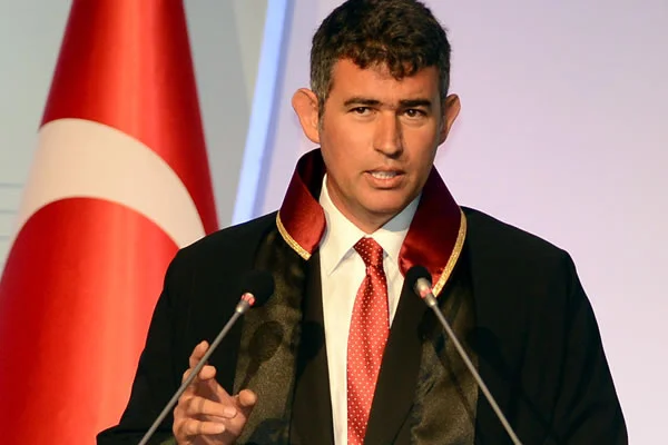 Ankara Barosu'ndan Feyzioğlu'na istifa çağrısı