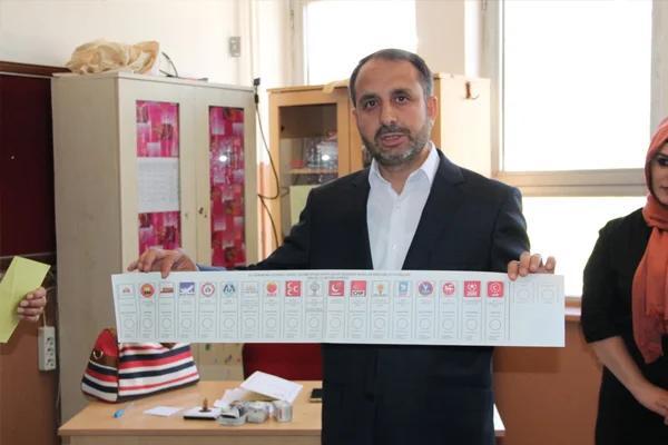Bağımsız adaydan oy pusulası tepkisi