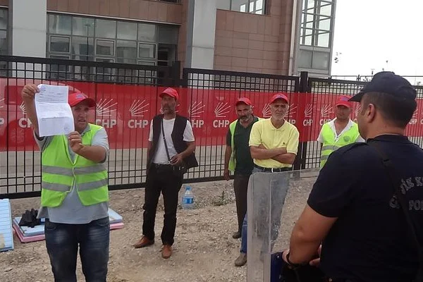CHP''li belediyenin işçileri isyan etti