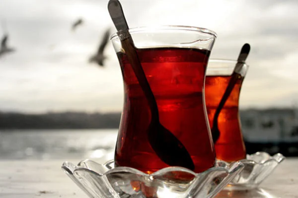 Çok çay tüketenler dikkat!