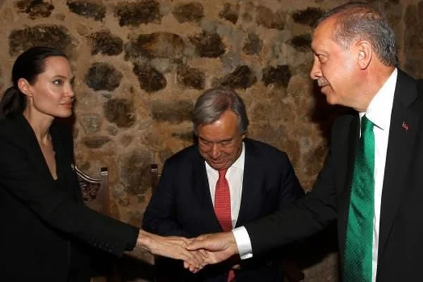 Cumhurbaşkanı Erdoğan, Angelina Jolie ile görüştü