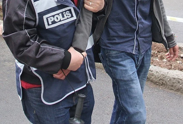 Cumhurbaşkanı ve Başbakan'a hakaret