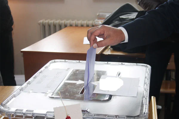 Erken seçimde en az oyu kaybedecek parti
