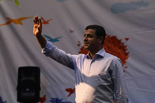 HDP, emanet oylar için harekete geçti