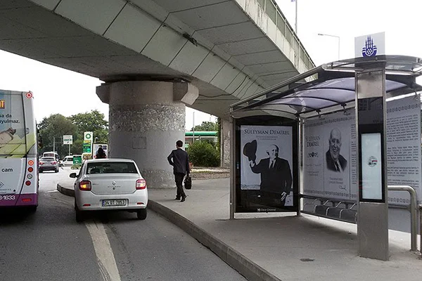 İETT'den Demirel anısına özel durak