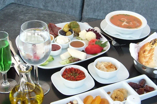 İftarla sahur arası iki ara öğün tavsiyesi