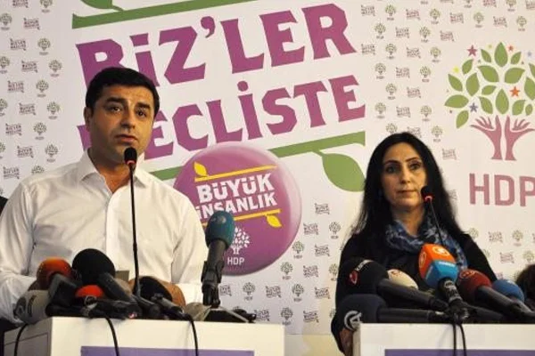 'İlk seçenek AKP-CHP koalisyonu'