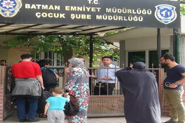 IŞİD'e katılmak isterken yakalandılar