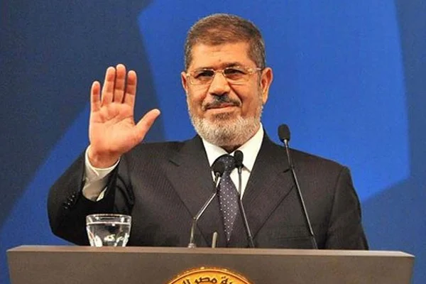 İstanbul Mursi'ye sahip çıkıyor