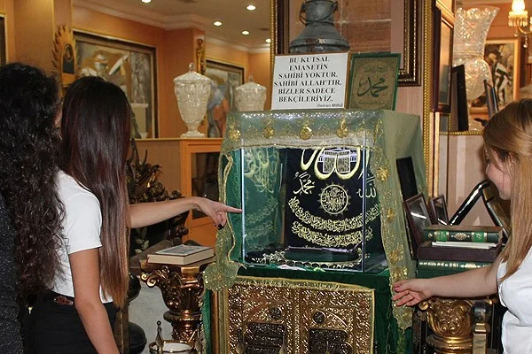 Kabe'nin 8 asırlık anahtarına yoğun ilgi