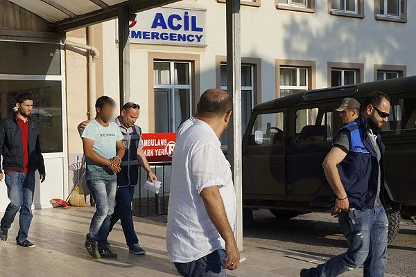 'Karagümrük Çetesi'ne darbe: 14 gözaltı