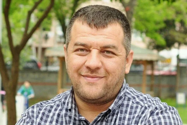 Kılıçarslan'dan ilginç LGBT yazısı