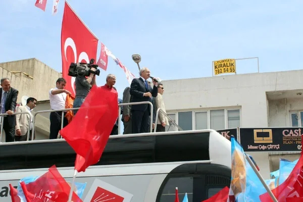 Kılıçdaroğlu, İzmir turuna başladı