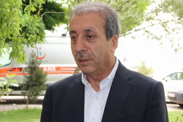 'Kılıçdaroğlu'na çalar saat hediye etmeli'