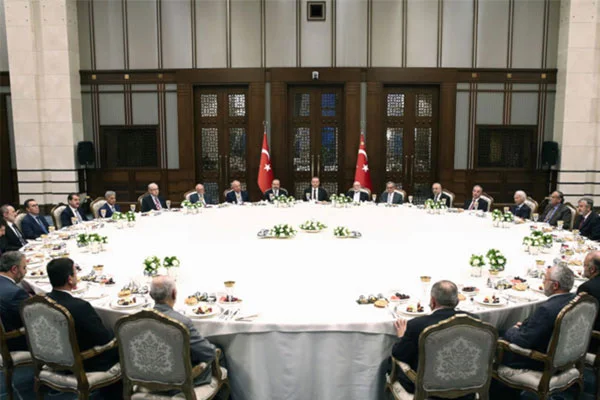 Kılıçdaroğlu ve Bahçeli de o masadaydı