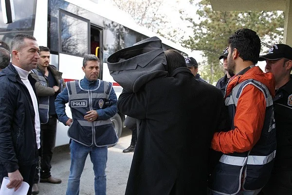 KPSS soruşturmasında 13 öğretmen gözaltında