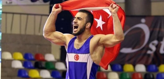 Milli güreşçi Avrupa şampiyonu oldu