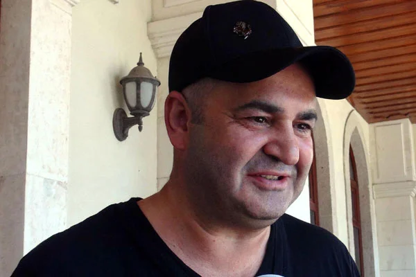 Şafak Sezer'den seçmene çağrı