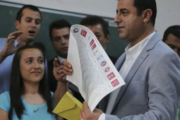 Sandıklardan çıkan sonuçlar şaşırttı