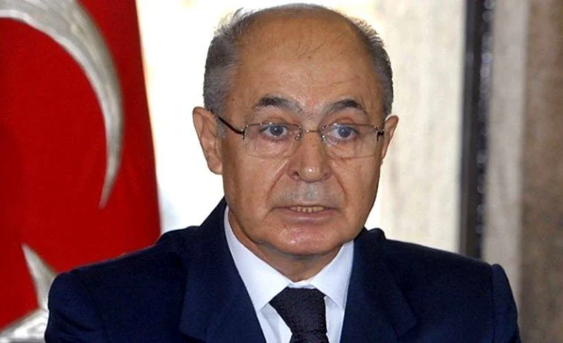 Sezer hastaneye kaldırıldı