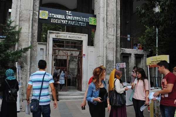 Üniversitelere 'genel seçim' tatili