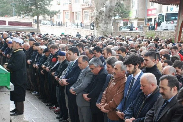 Uygur Türkleri için gıyabi cenaze namazı