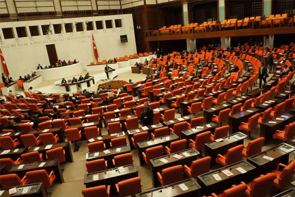 Yemin töreni 10 saat sürdü