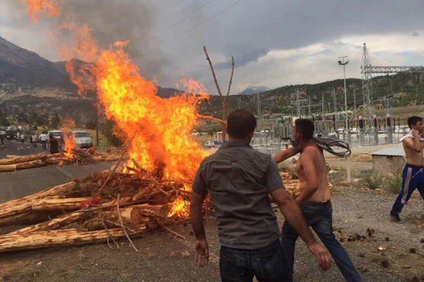 Adana'da tehlikeli gerginlik