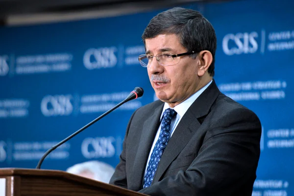 AK Parti: Her şeye hazır olun